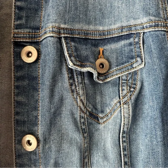 Torrid Denim Jacket - Picture 5 of 9